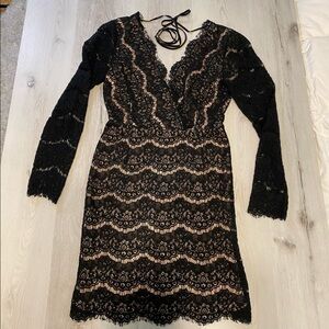 Francesca’s Black Lace Bodycon Long Sleeve Dress, Size Small